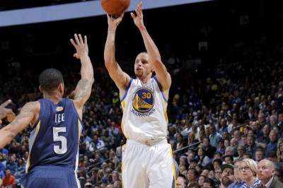 Γκόλντεν Στέιτ Ουόριορς: Ο Κάρι… σκότωσε Καλάθη και Κουφό (video)