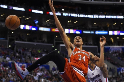 Μιλγουόκι Μπακς: Παίζει ο Αντετοκούμπο