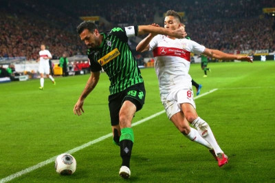 Γκλάντμπαχ: Πληγμα με Στραντζλ