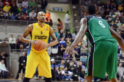 Μακάμπι Τελ Αβίβ: Κατρακύλησε με νέα ήττα στο Ισραήλ