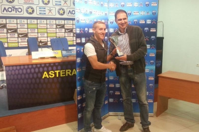 Ντε Μπλάσις: «Αφιερωμένο στους συμπαίκτες μου» (photos)