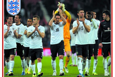 Αγγλία: Το επίσημο album για το Μουντιάλ (photos)