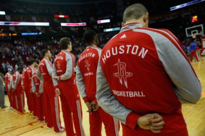 Χιούστον Ρόκετς: Μήνυση από ομοφυλόφιλο