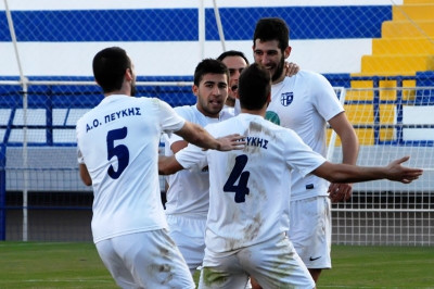 Πεύκη: Φιλικό με Αχαρναϊκό