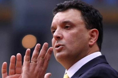 Αγγέλου: «Όλα τους τα χαρτιά Ολυμπιακός, Παναθηναϊκός»