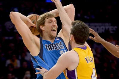 Ντάλας Μάβερικς: Κορυφαίος της εβδομάδας ο Νοβίτσκι (videos)