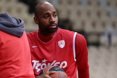 Κόλινς: «Έξτρα κίνητρο με Παναθηναϊκό»