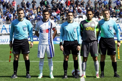 Έκανε... τάκλιν στον επόπτη (video)