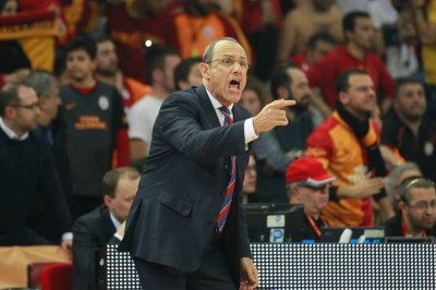 Μεσίνα: «Σκληρό με Παναθηναϊκό και Ολυμπιακό ακόμη και με έδρα»