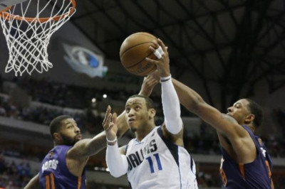 Στα playoffs «Μαβς» και Χοκς