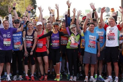 Μαραθώνιος Λονδίνου: Ρεκόρ με... Μάικλ Όουεν (photos+videos)