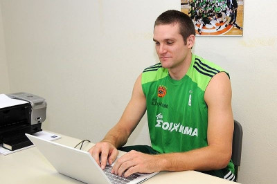 Μπράμος: «Να γυρίσουμε με μια νίκη»