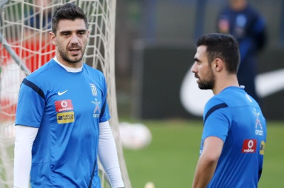 ΠΑΟΚ-Ολυμπιακός: Αρπάχτηκαν Κατσουράνης-Μανιάτης!