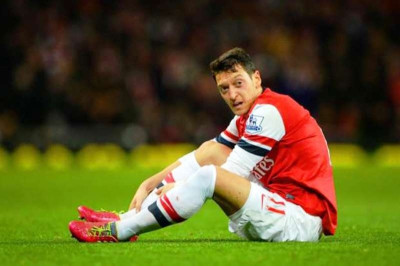 Άρσεναλ: Επιστρέφει ο Οζίλ