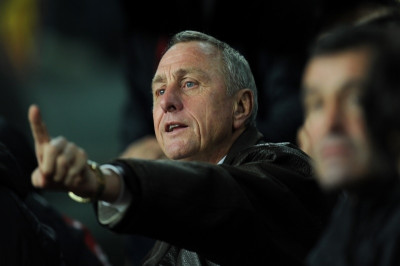 Κρόιφ: «Πρέπει να επιστρέψει ο Γκουαρδιόλα»