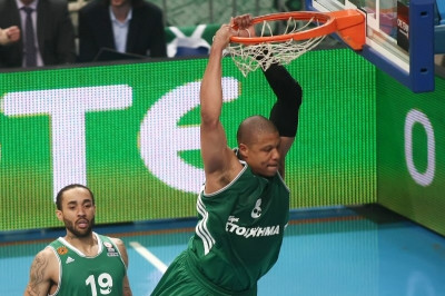 Παναθηναϊκός: 200άρης ο Μπατίστ (video)