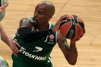 Παναθηναϊκός: «Χρόνια πολλά Ραμέλ» (video)