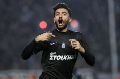 Ο… αυγομάχος Αθανασιάδης!