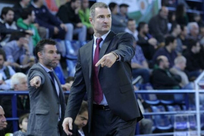 Μάρκοβιτς: «Απαραίτητη η νίκη με Πανελευσινιακό»