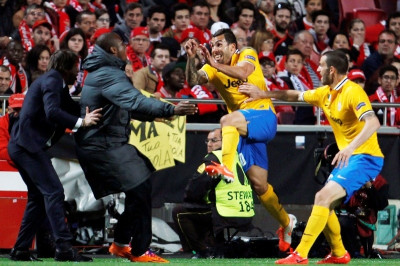 Τέβεζ: «Όλα ανοιχτά»