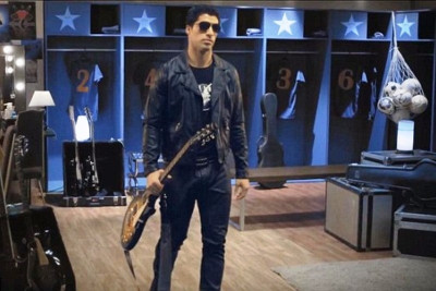 Λίβερπουλ: Ροκάρει ο Σουάρεζ (video)