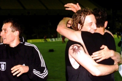 ΠΑΟΚ: Το πάρτι στη Νέα Φιλαδέλφεια το 2001 (video)