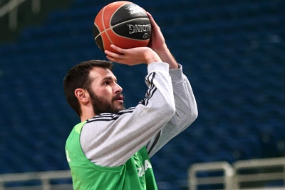 Φώτσης: «Όσο περνάει ο καιρός όλα… δυσκολεύουν»