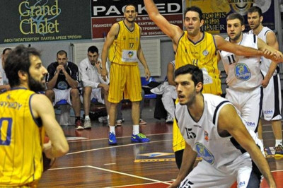 Ψυχικό: Χωρίς δύο με Αρκαδικό