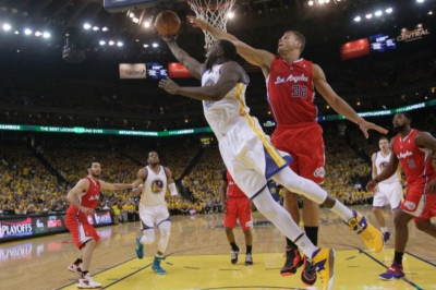 Γκόλντεν Στέιτ Ουόριορς: Φάουλ, τραυματισμοί, καρκίνος και… 3-3 (video)