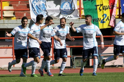 Δόξα Βύρωνα – Ατσαλένιος 3-1