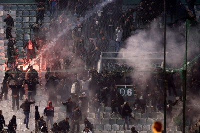 ΠΑΟΚ-Παναθηναϊκός: Άγριο ξύλο στη Λεωφόρο (video+photos)