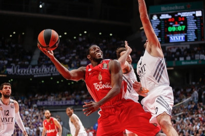 Ολυμπιακός: Καλύτερος αμυντικός ο Ντάνστον (video)