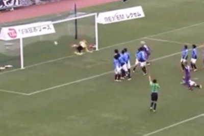 Ιαπωνία: Η πιο παραπλανητική εκτέλεση φάουλ (video)