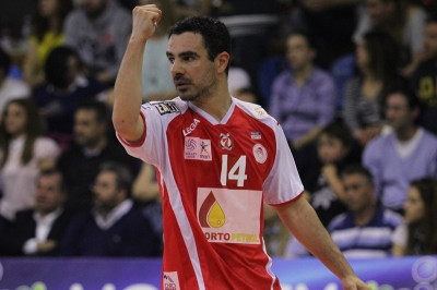 Εθνική βόλεϊ: Μπήκαν Κουρνέτας, Στεφάνου