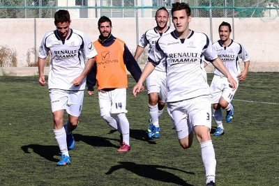 Τράχωνες: Με πολλές απουσίες στον Ρούβα