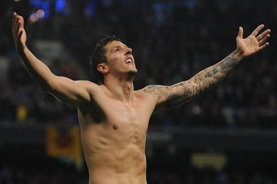 Μάντσεστερ Σίτι: Το... βρακί του Γιόβετιτς (photos+video)