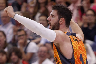 Ισπανία: Πλησίασε και άλλο τη Ρεάλ η Βαλένθια (photos)