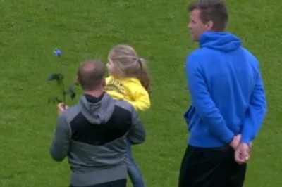 Μπουντεσλίγκα: Κοριτσάκι χάρισε τριαντάφυλλο παρά τον υποβιβασμό (video)