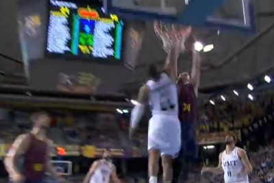 Μπαρτσελόνα - Ρεάλ: Η φοβερή τάπα του Σλότερ στον Νάχμπαρ (video)