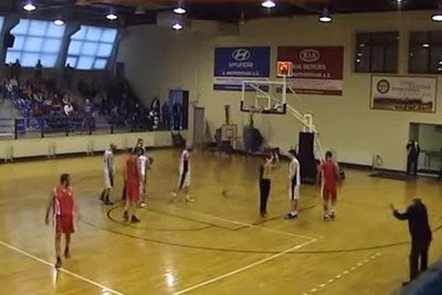 Ένωση Ιλίου: «Χειρουργικά επιλεγμένα σφυρίγματα» (video)