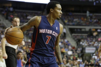 Ντιτρόιτ Πίστονς: Προβληματισμός για Τζένινγκς