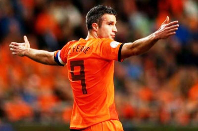 Φαν Πέρσι: «Να παίξω με τον Ρόμπεν»