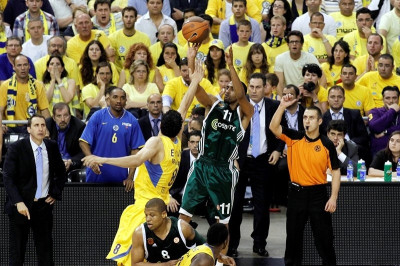 Μακάμπι Τελ Αβίβ: Συγχαρητήρια από Νίκολας (tweet)