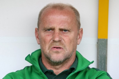 Άιντραχτ Φρανκφούρτης: Τα ηνία στον Σάαφ