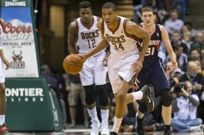 Γιάννης Αντετοκούνμπο: Στους καλύτερους ρούκι του ΝΒΑ