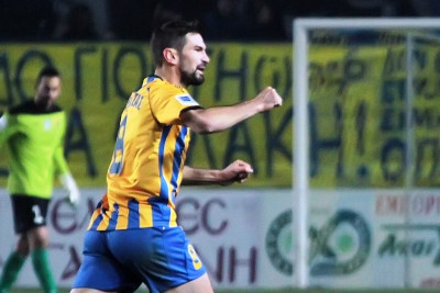 Πλατανιάς: Στο στόχαστρο Λεόν, Μελισσάς