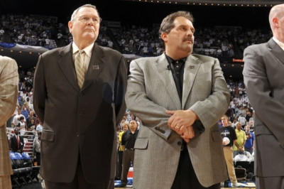 Ντιτρόιτ Πίστονς: Επιστροφή του Μαλόουν