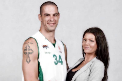 Ζεύγος Γκουίν στο Onsports: «Θα πιούμε στην υγειά του τίτλου του Παναθηναϊκού» (photos+videos)