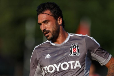 Ολυμπιακός: «Βλέπει» και Αλμέιδα (videos)