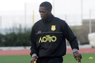 Εργοτέλης: Στην έξοδο και οι Αντελέγιε, Κούμπικ